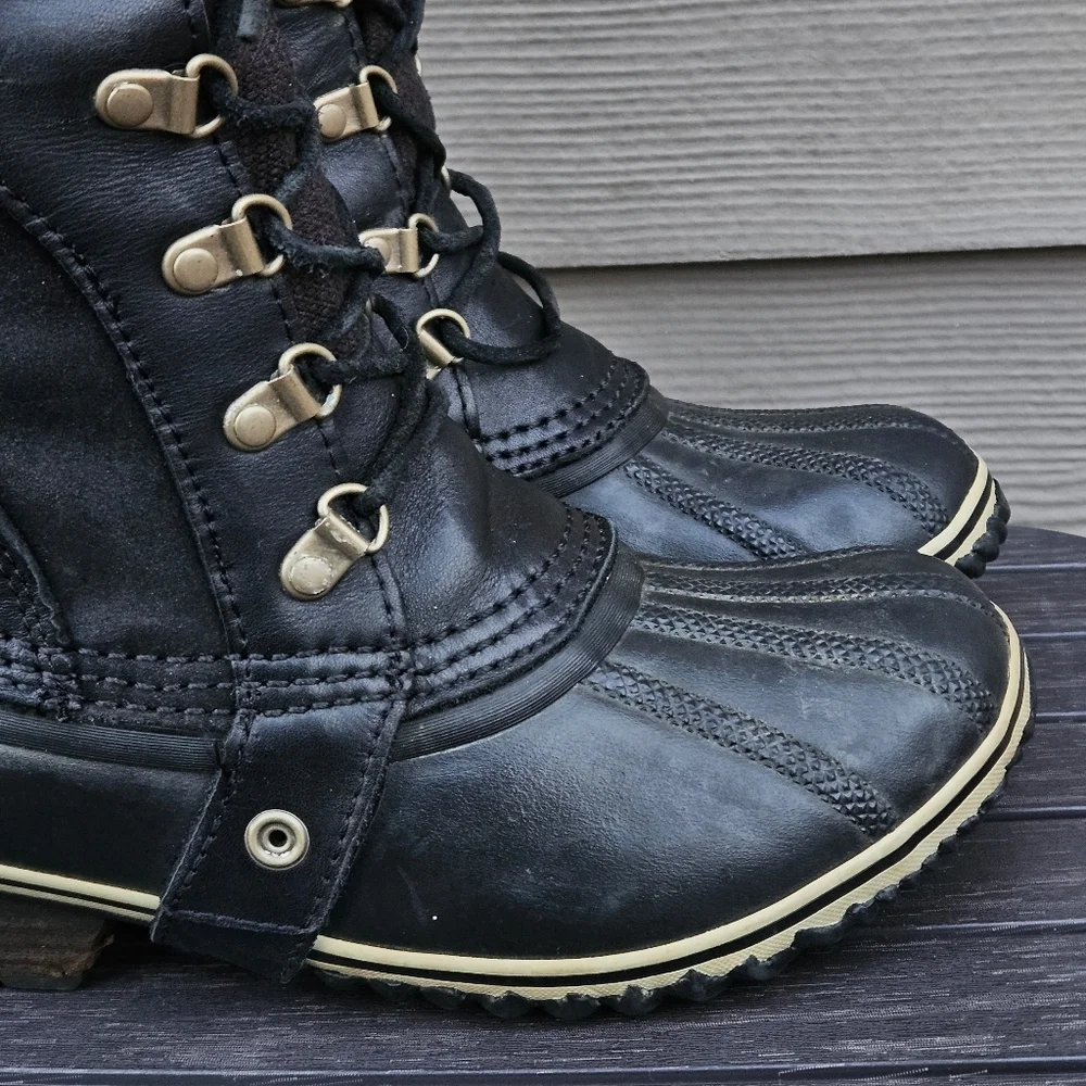 Sorel Black Leather Conquest Carly Boots Womens Size 8 Rubber Tall Waterproof